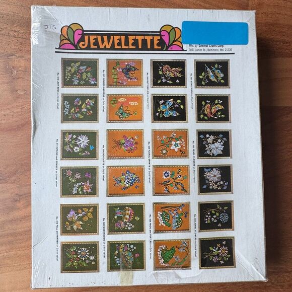 Vintage Jewelette No. 508 Bouquets Framed Gold Velvet Miniatures Craft Kit - Picture 4 of 6